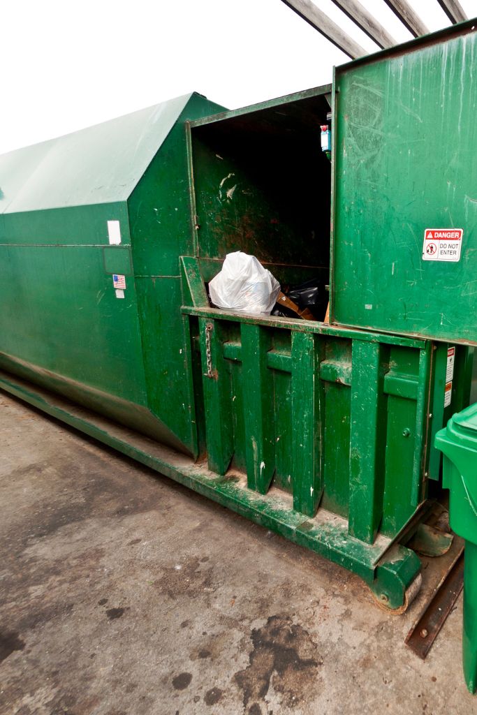 Compactor Hydraulic Service — balers and compactors calgary